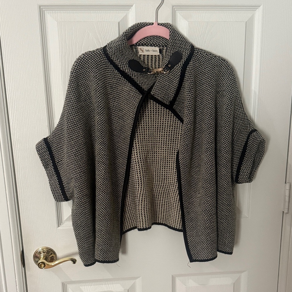 Faith and linen, beige and black knit shawl size l/xl
